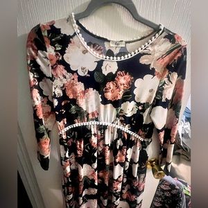 Boutique midi dress stretchy